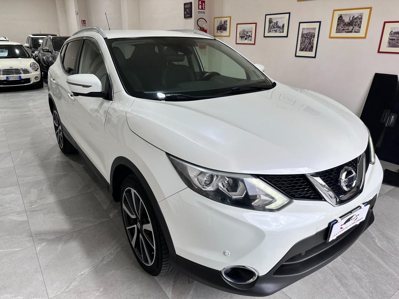 Nissan Qashqai 1.5 dCi N-Connecta – DA VETRI