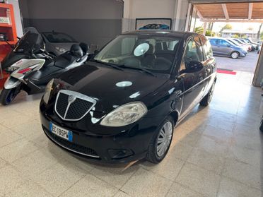 Lancia Ypsilon 1.2 cc. GPL Platino 77 cv. OK NEOPATENTATI