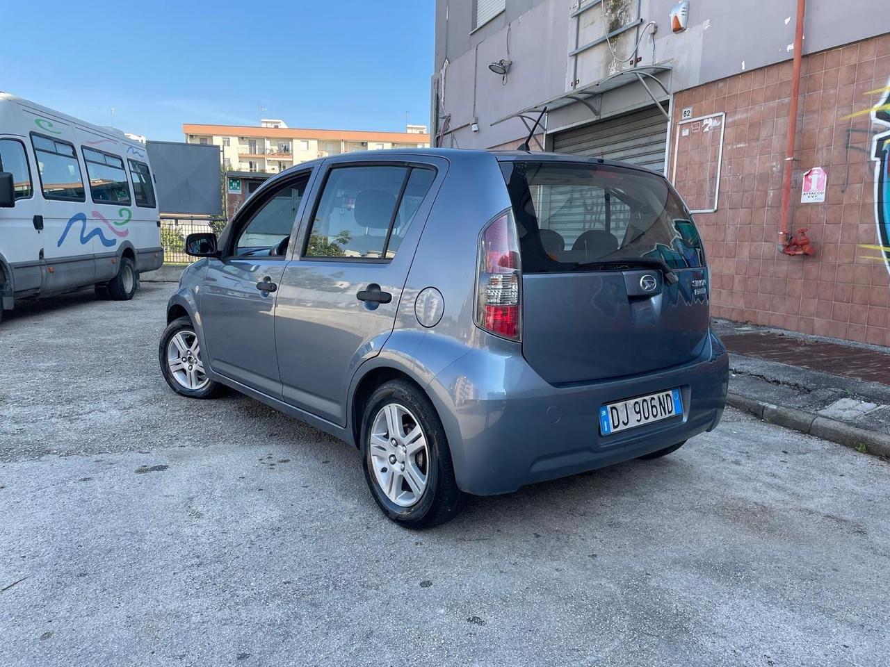 Daihatsu Sirion 1.0 Hiro