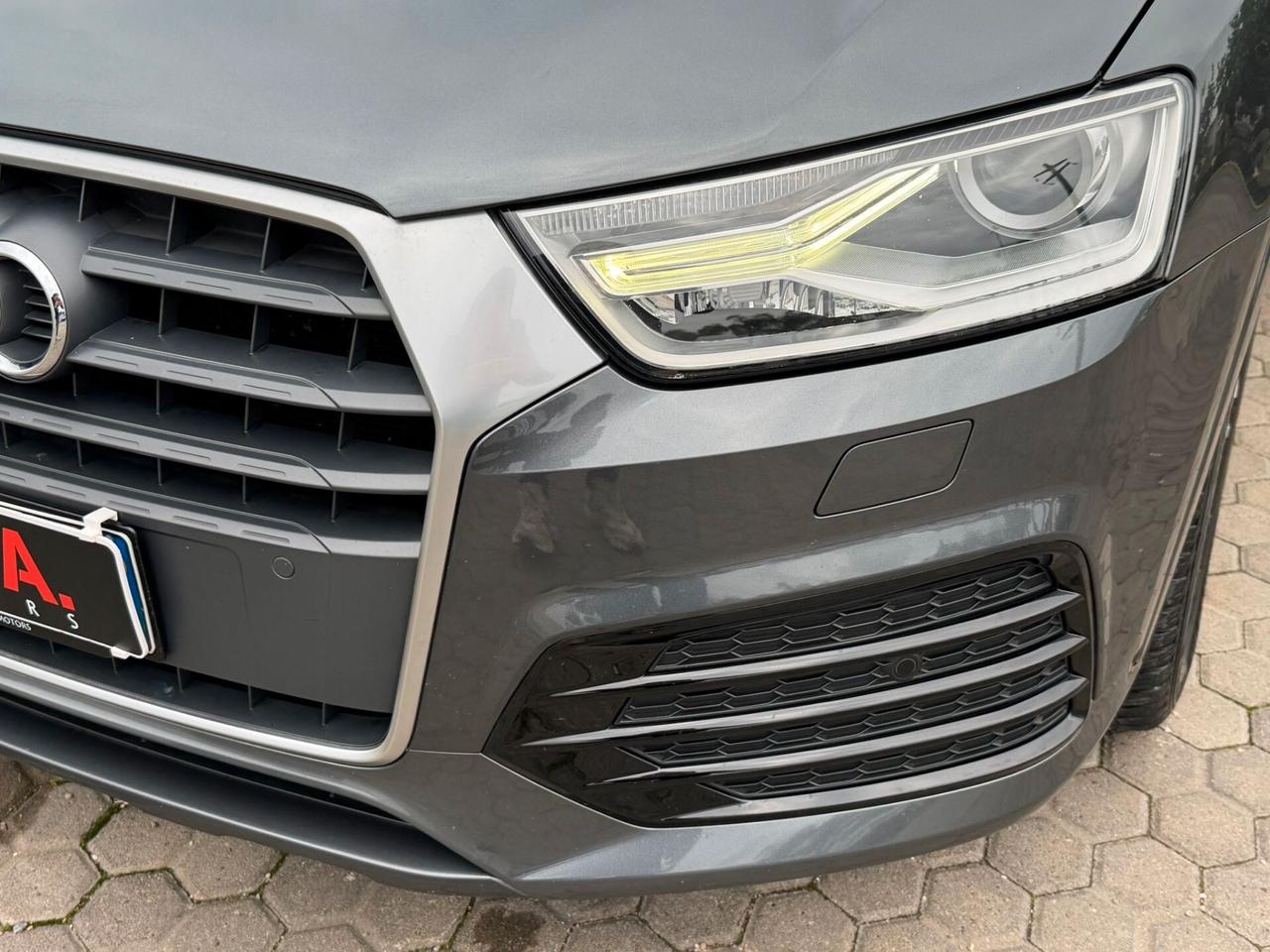 Audi Q3 2.0 TDI 120 CV S tronic Sport S-LINE