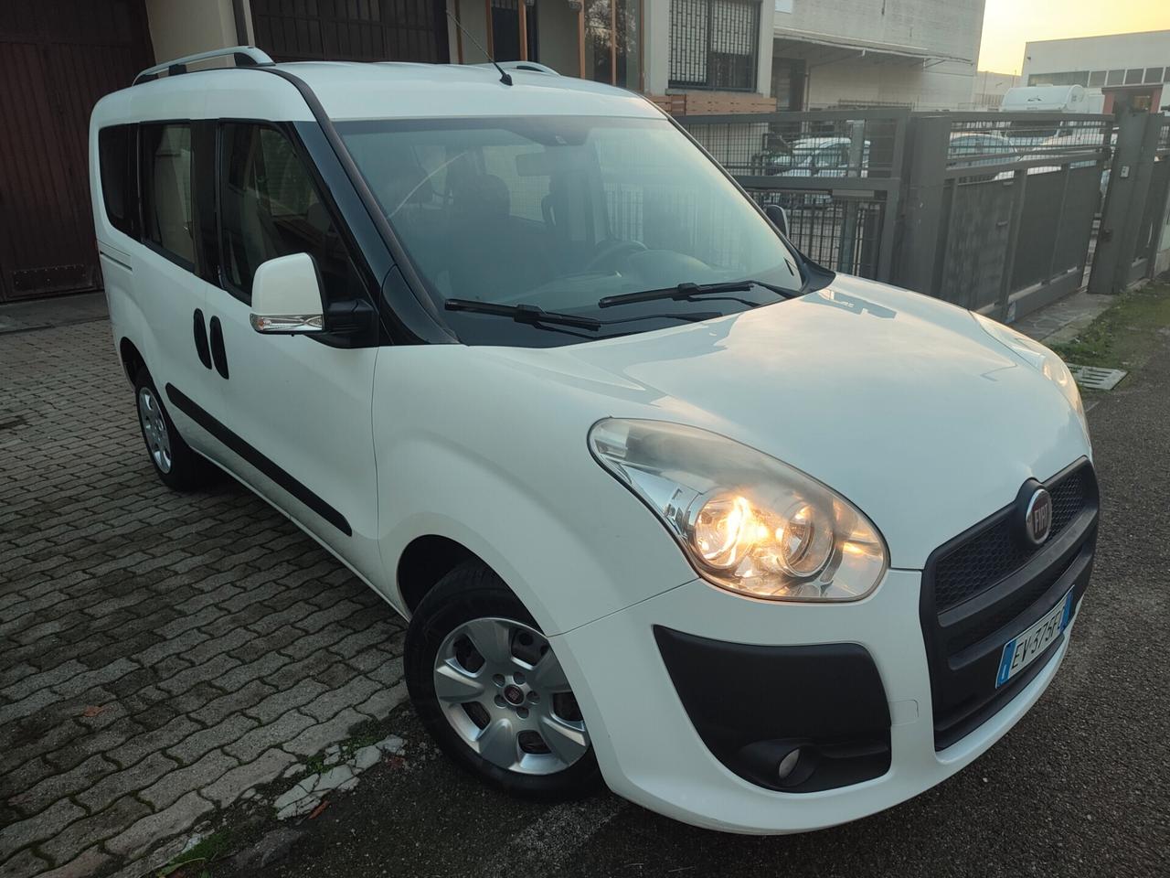 FIAT DOBLO DEL 2014 1.3MULTIJET 5POSTI AUTOCARRO