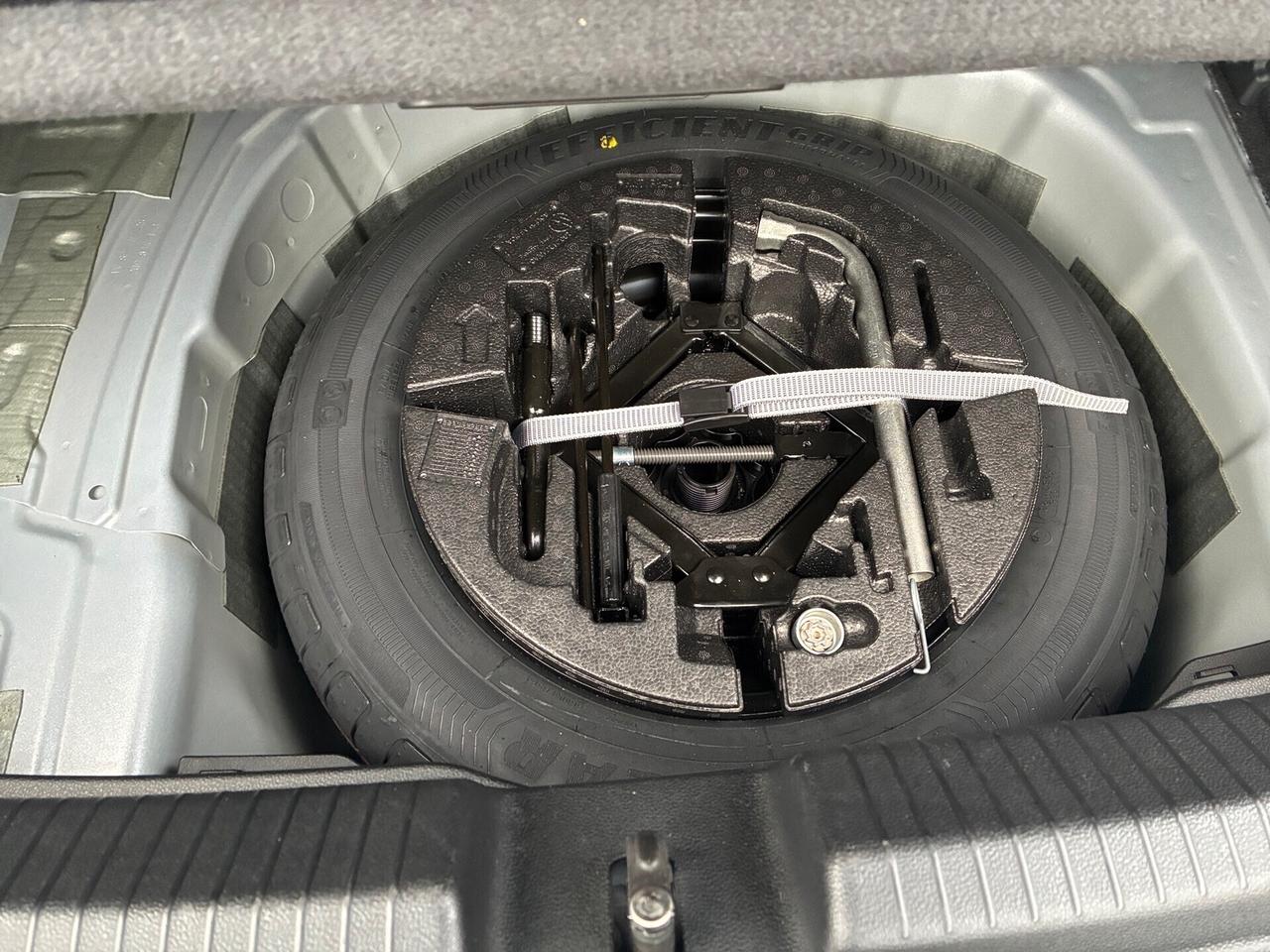 Volkswagen Polo 1.0 Edition Plus CELL VENDITE 3491558563 OPPURE 3478673115