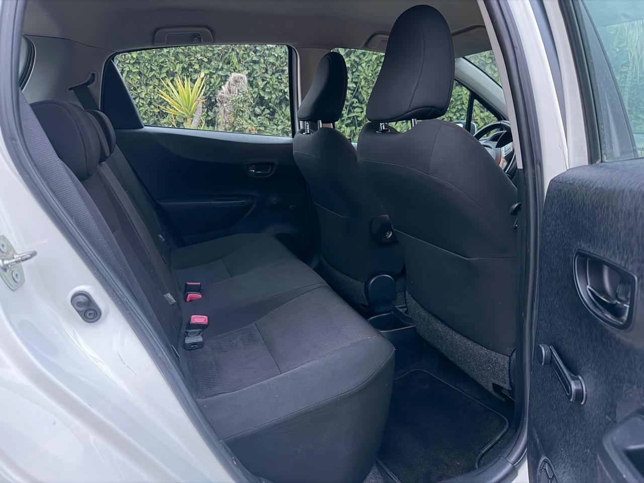 Toyota Yaris 1.3 5PORTE 99CV GOMMATA OK PERFETTA !