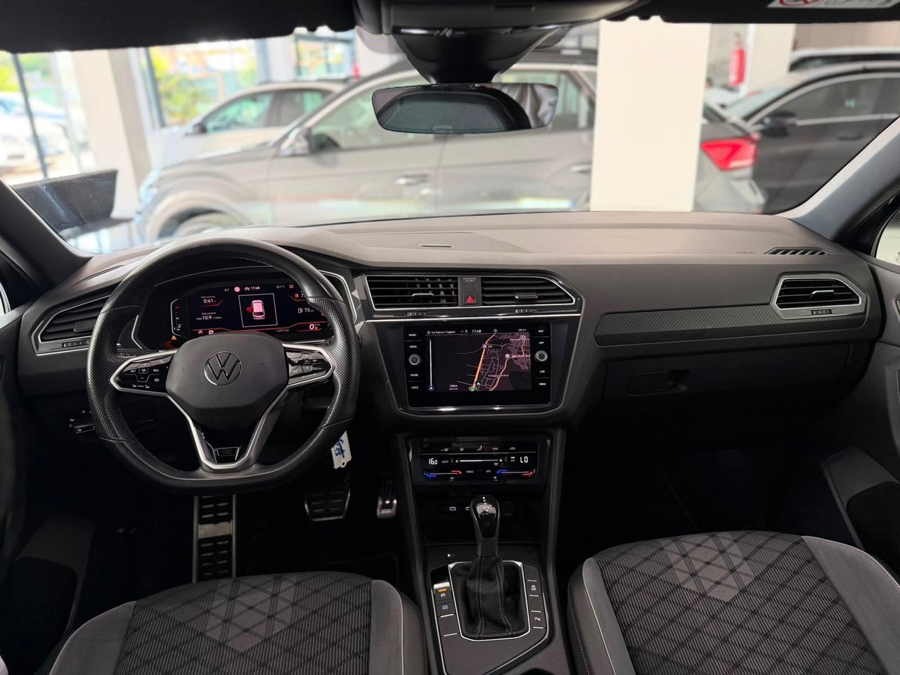 Volkswagen Tiguan 2.0 TDI 150 CV SCR DSG R-Line