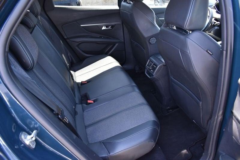 Peugeot 3008 BlueHDI 130 EAT8 S&S Allure Pack
