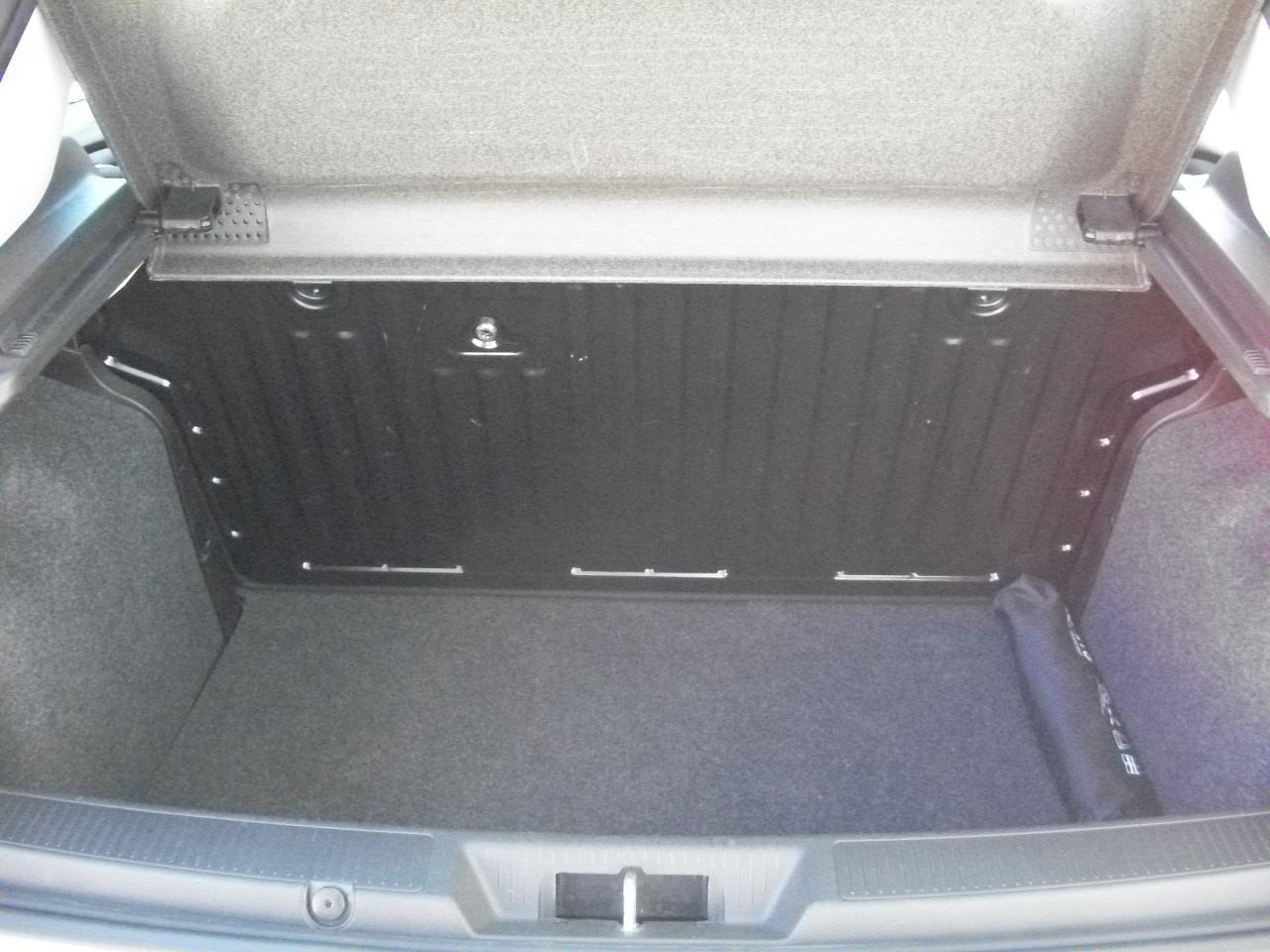 PUNTO 1.3 Mjet2 Eu6 5p LOUNGE Km88m MY18