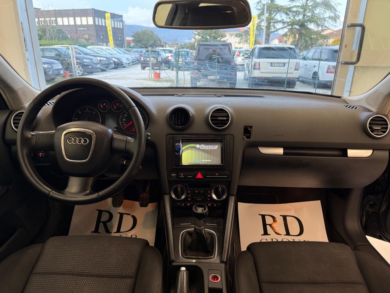 Audi A3 2.0 tdi Ambition 140cv okneopatentati