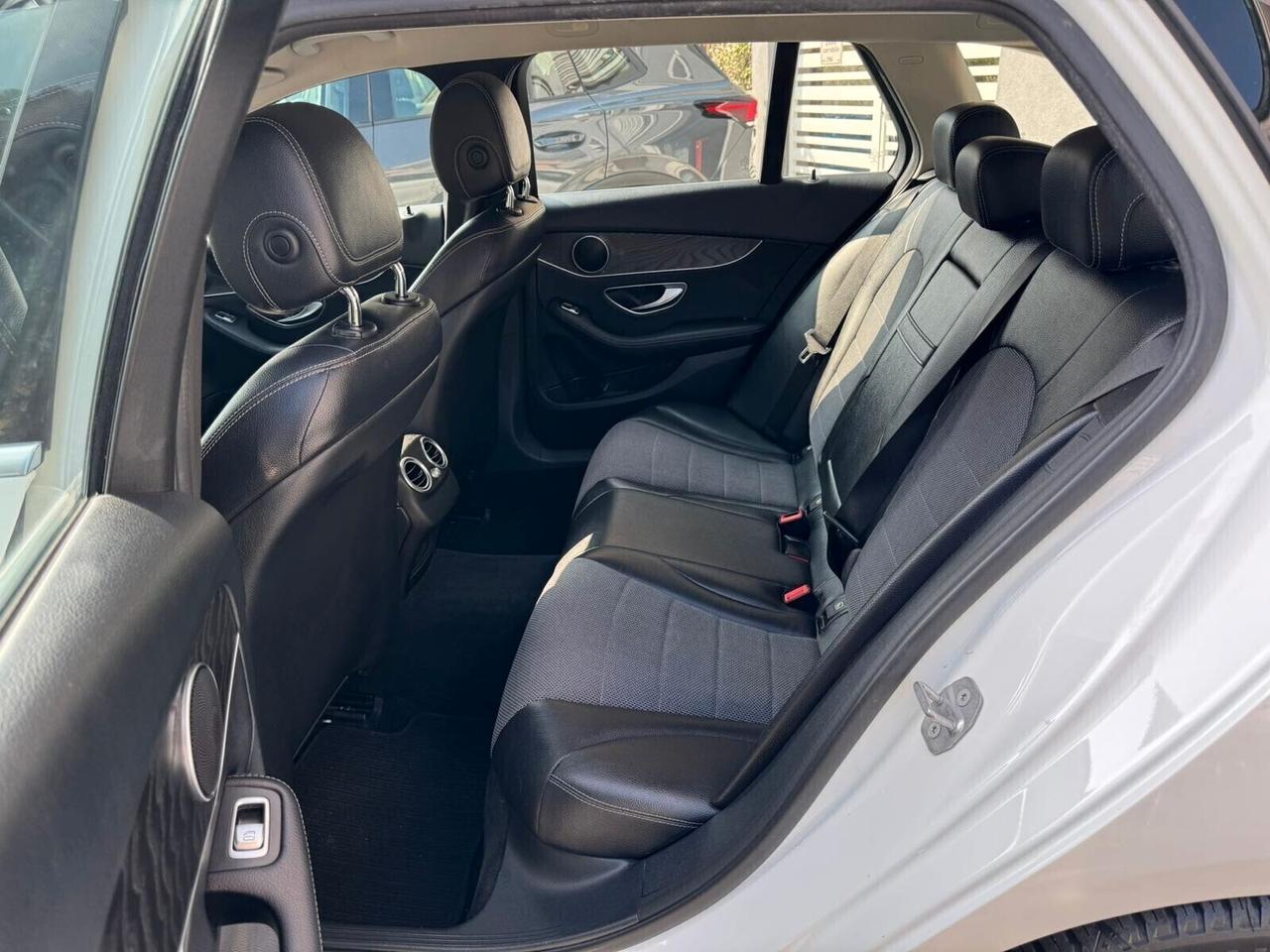 MERCEDES C 220 D S.W. AUTO SPORT