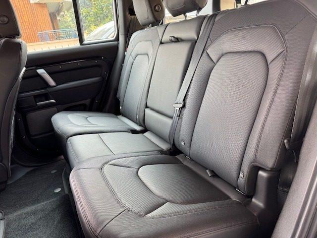 LAND ROVER Defender 110 3.0D I6 MHEV 200 CV AWD Auto X-Dynamic S
