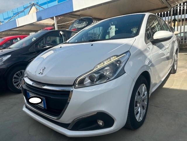 PEUGEOT 208 1.2