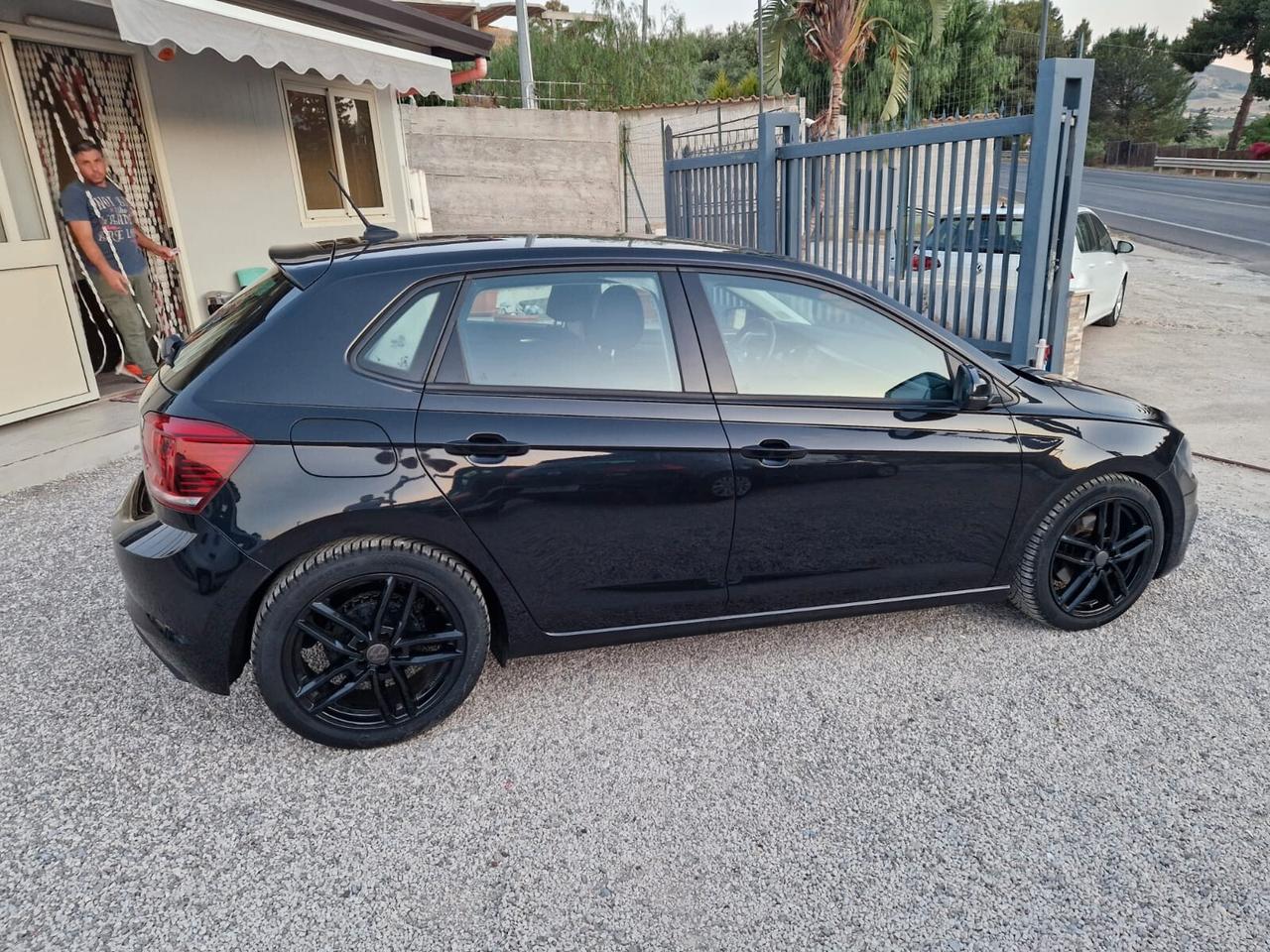 Volkswagen Polo Business 1.6 TDI 95 CV 5p. Highline BlueMotion Tech.