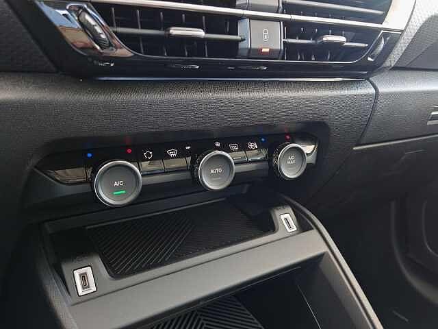 Citroen C4 BlueHDi 130 S&S EAT8 Max