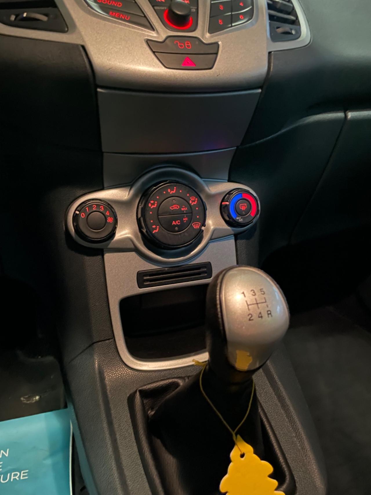 Ford Fiesta 1.2 Neopatentati Euro 5 65.000 km