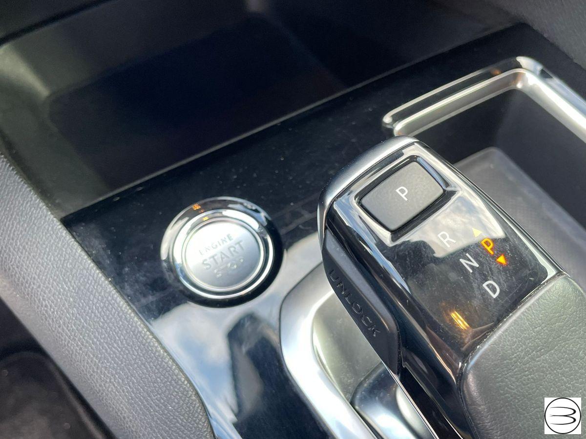 PEUGEOT - 3008 - BlueHDi 130 EAT8 S&S Active