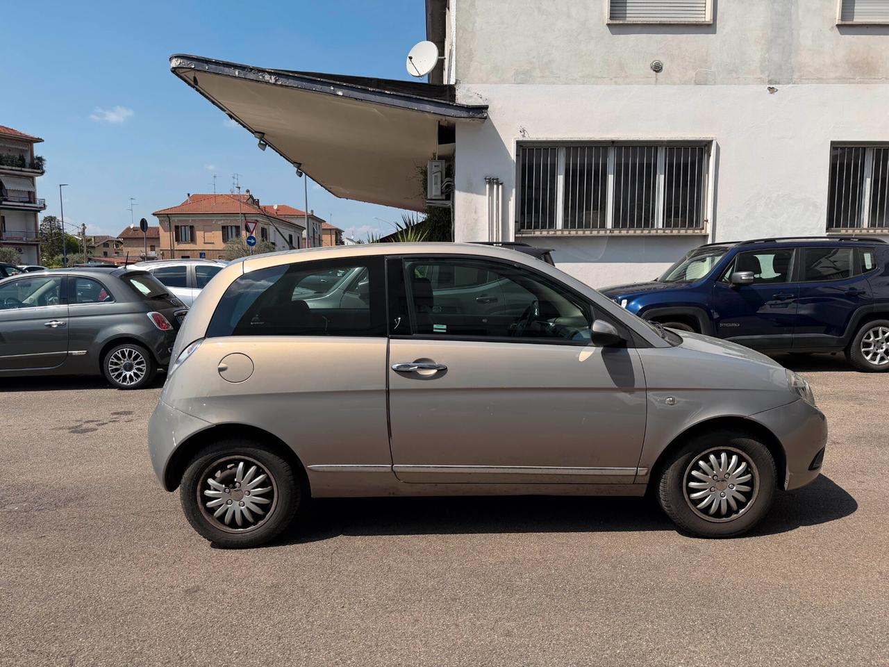 Lancia Ypsilon 1.4 NEOPATENTATI
