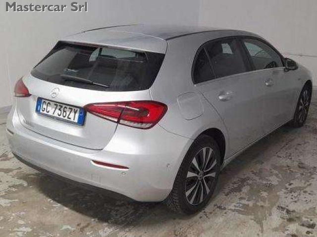 MERCEDES-BENZ A 250 e eq-power Business Extra auto - GC736ZY