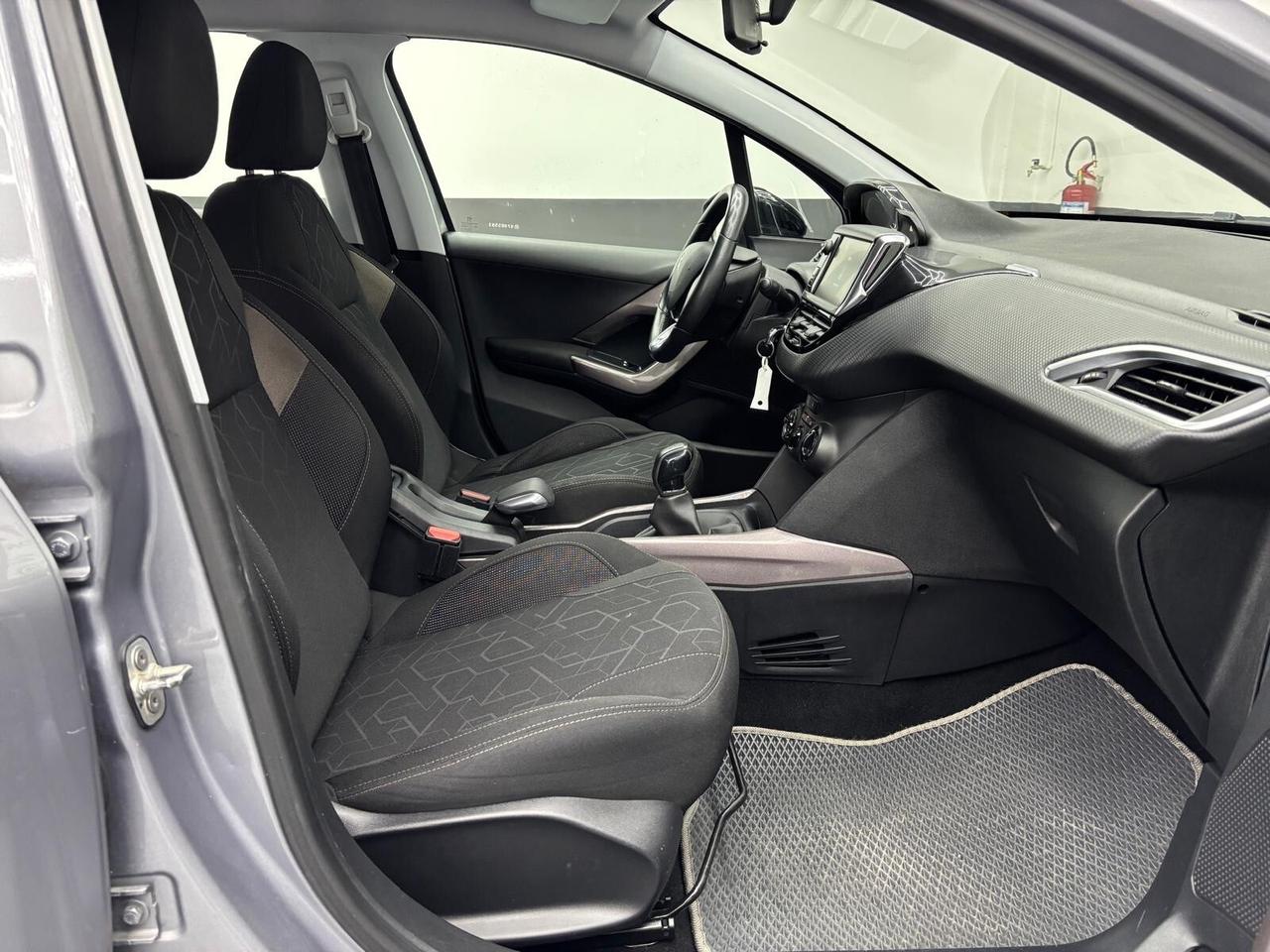Peugeot 2008 BlueHDi 100 Black Matt