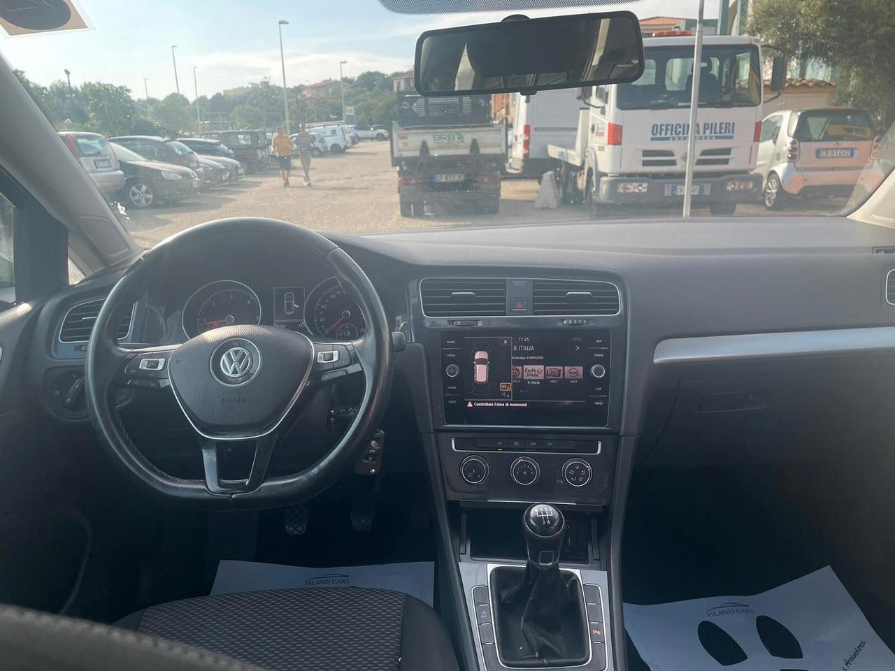 Volkswagen Golf 1.6 TDI in pronta consegna