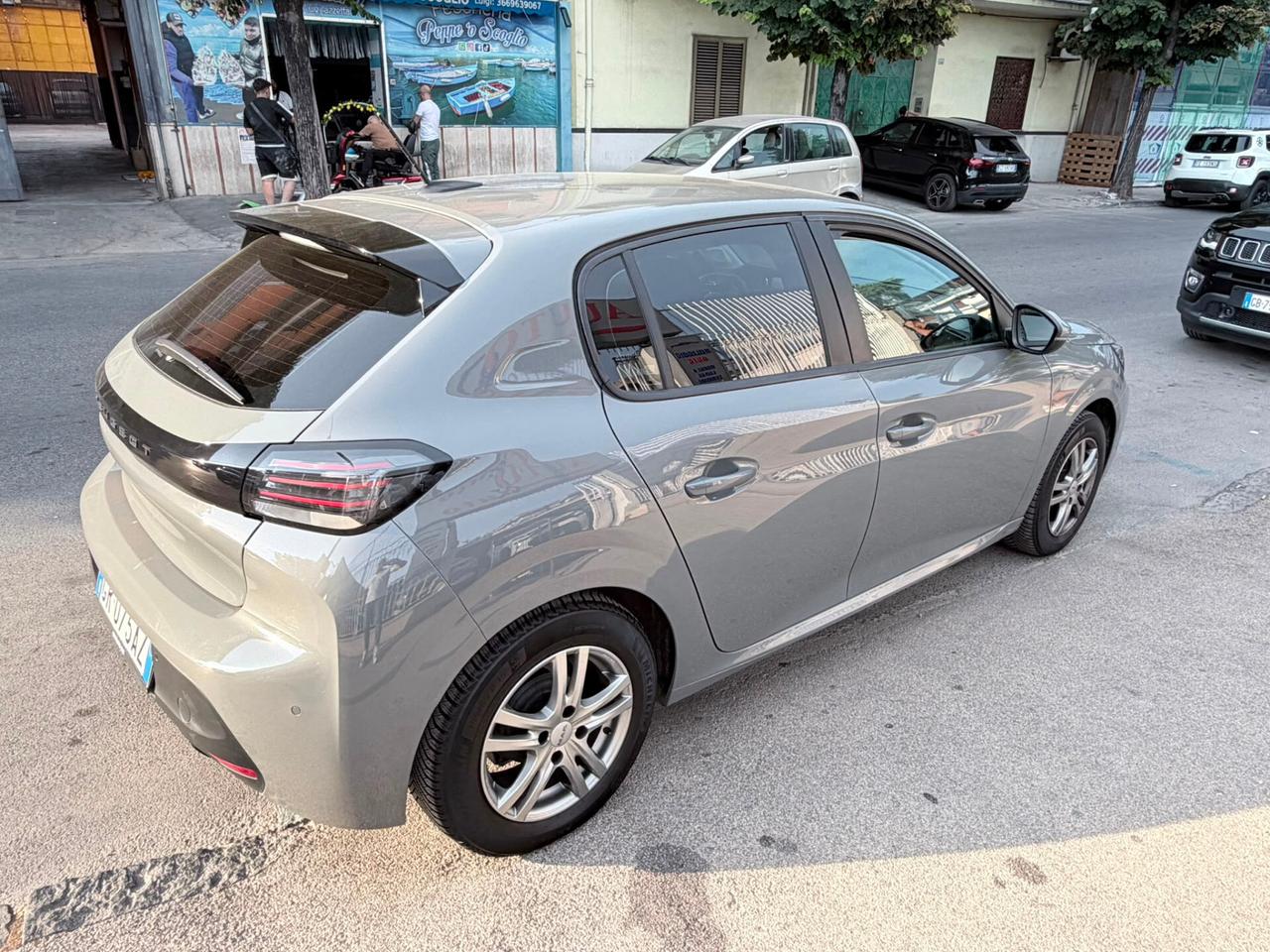 Peugeot 208 PureTech 100 Stop&Start 5 porte Allure
