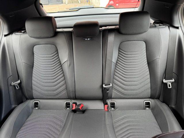 MERCEDES-BENZ A 180 Automatic Sport
