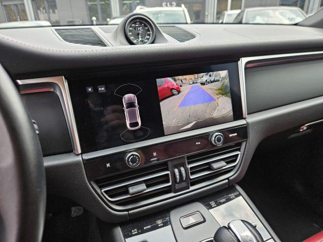 PORSCHE Macan 2.0
