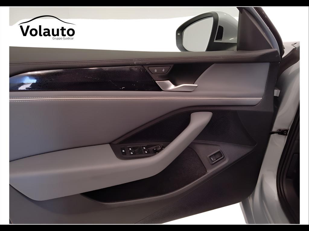 VOLKSWAGEN Passat IX 2024 - Passat 2.0 tdi scr Business 150cv dsg