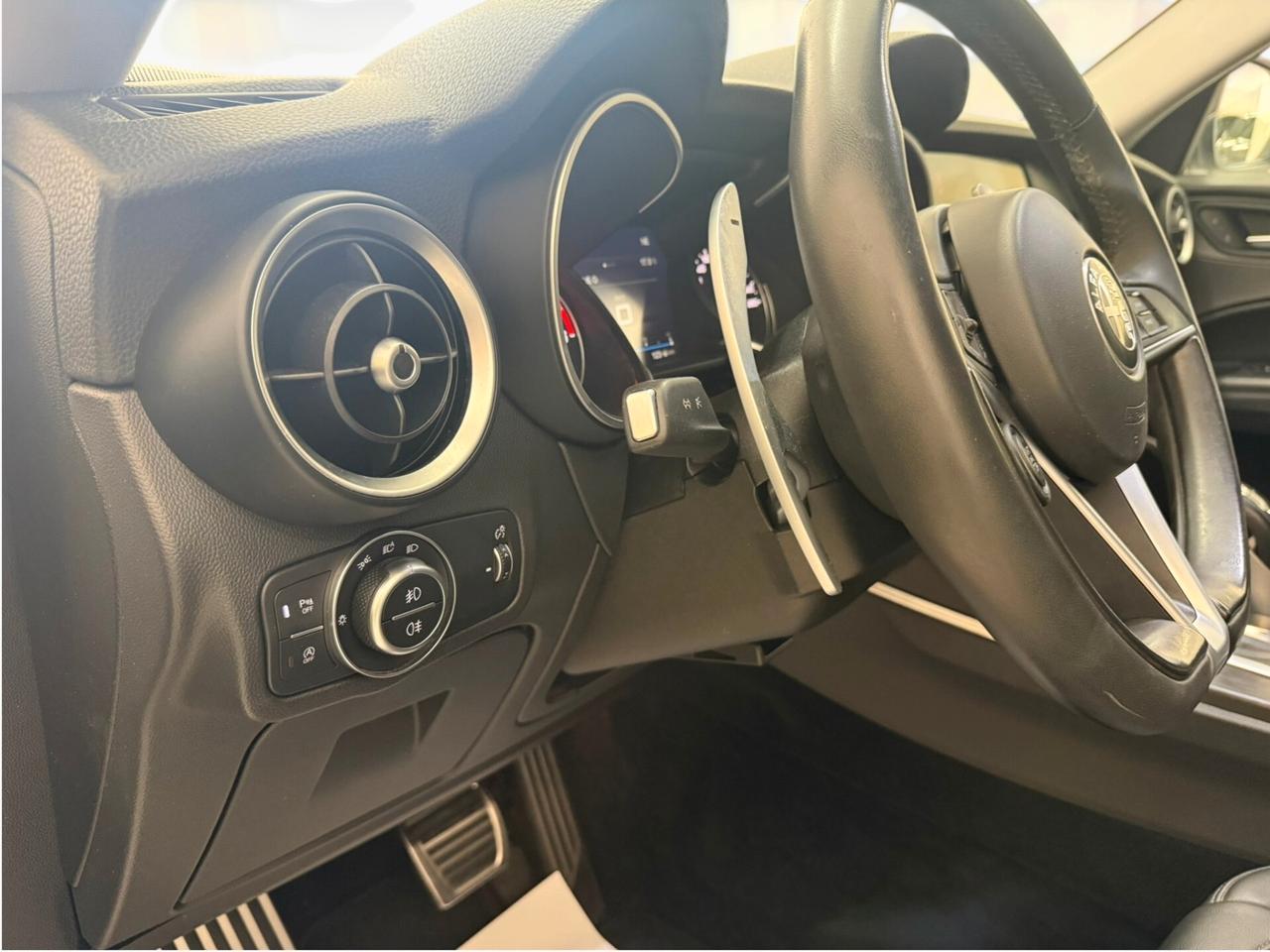 Alfa Romeo Stelvio 2.2 Turbodiesel 210 CV AT8 Q4 Executive