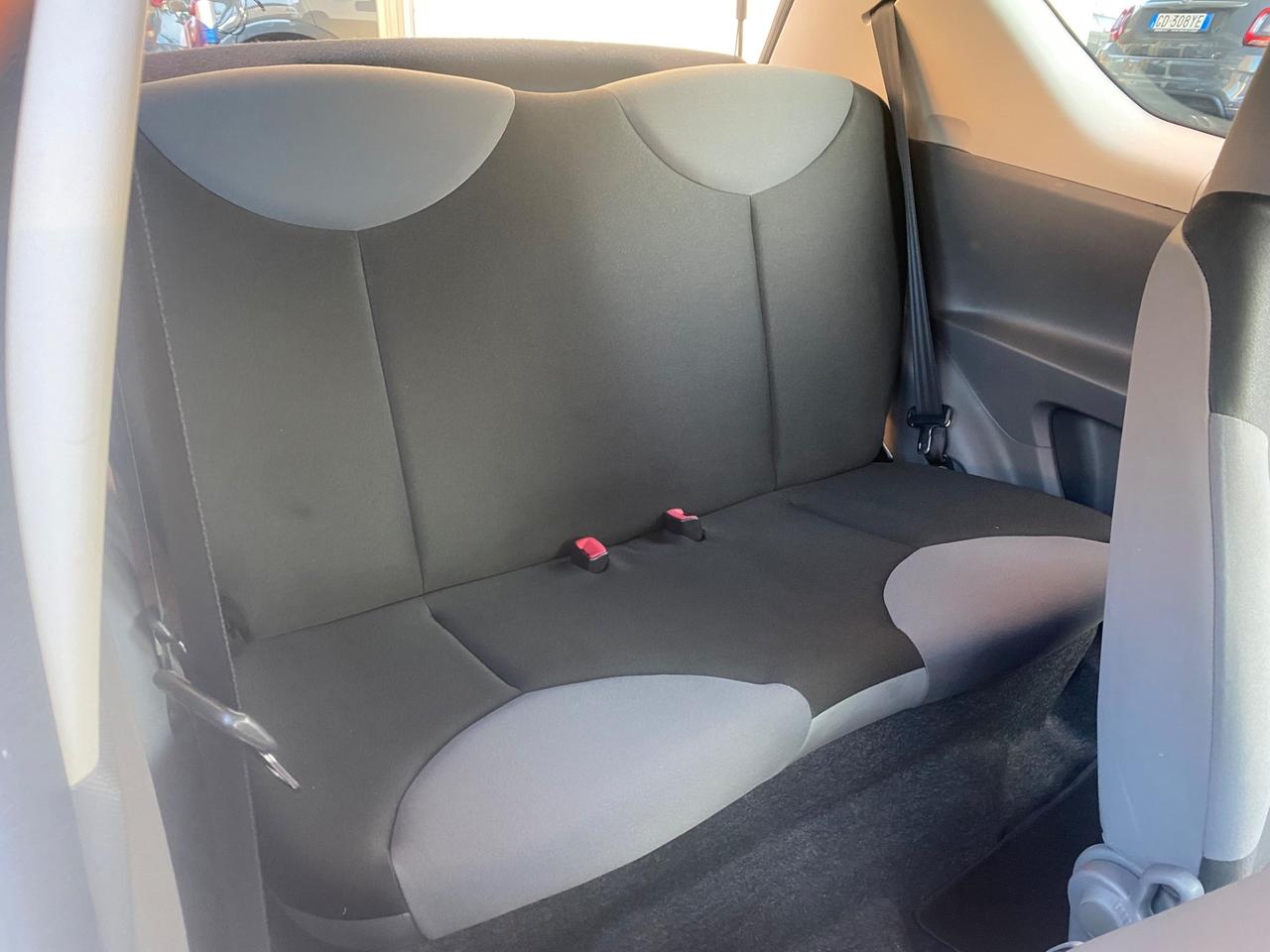 Peugeot 107 1.0 68CV 3p. Active NEOPATENTATI!!!