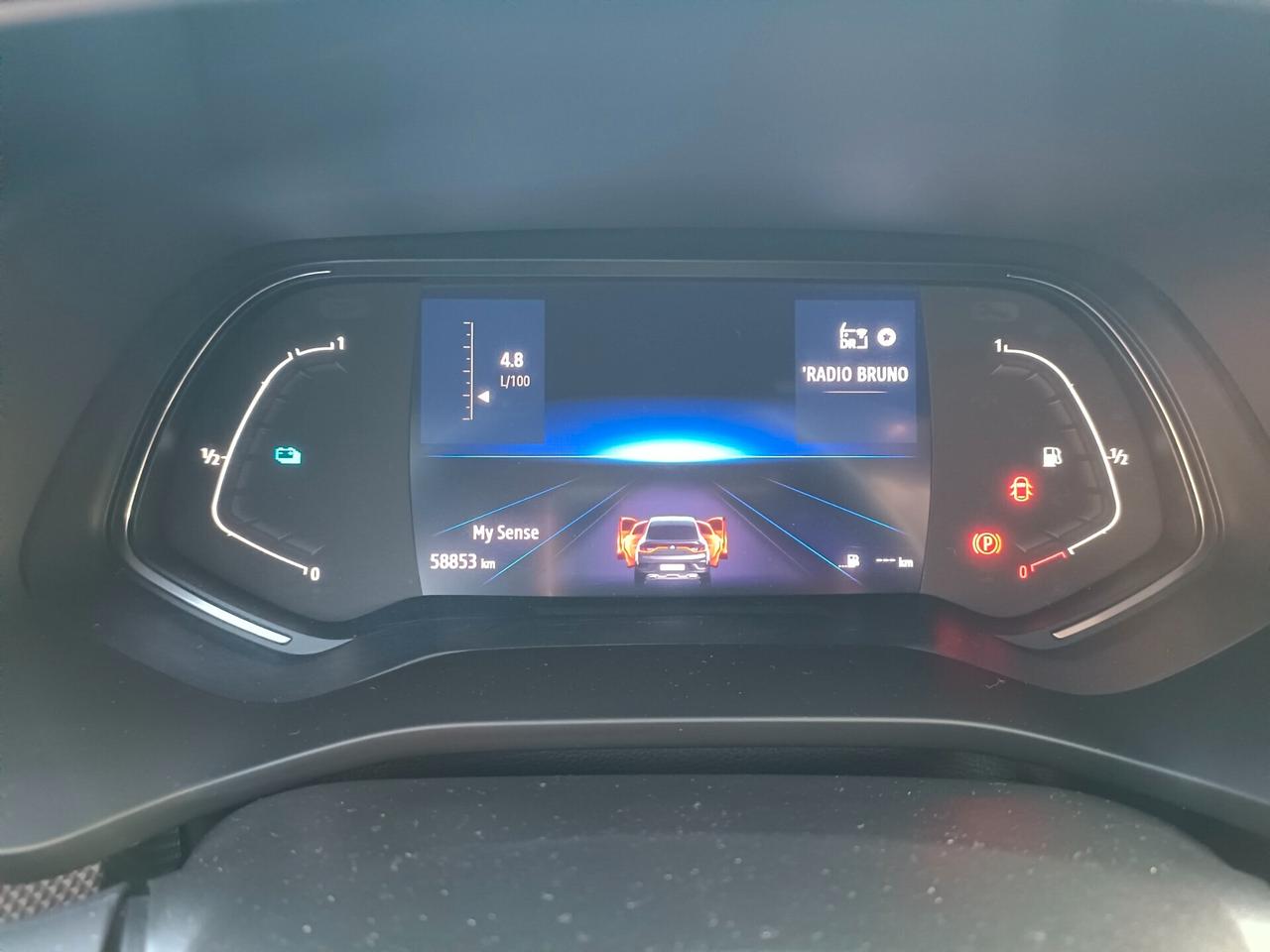 Renault Arkana Hybrid 145 CV Intens