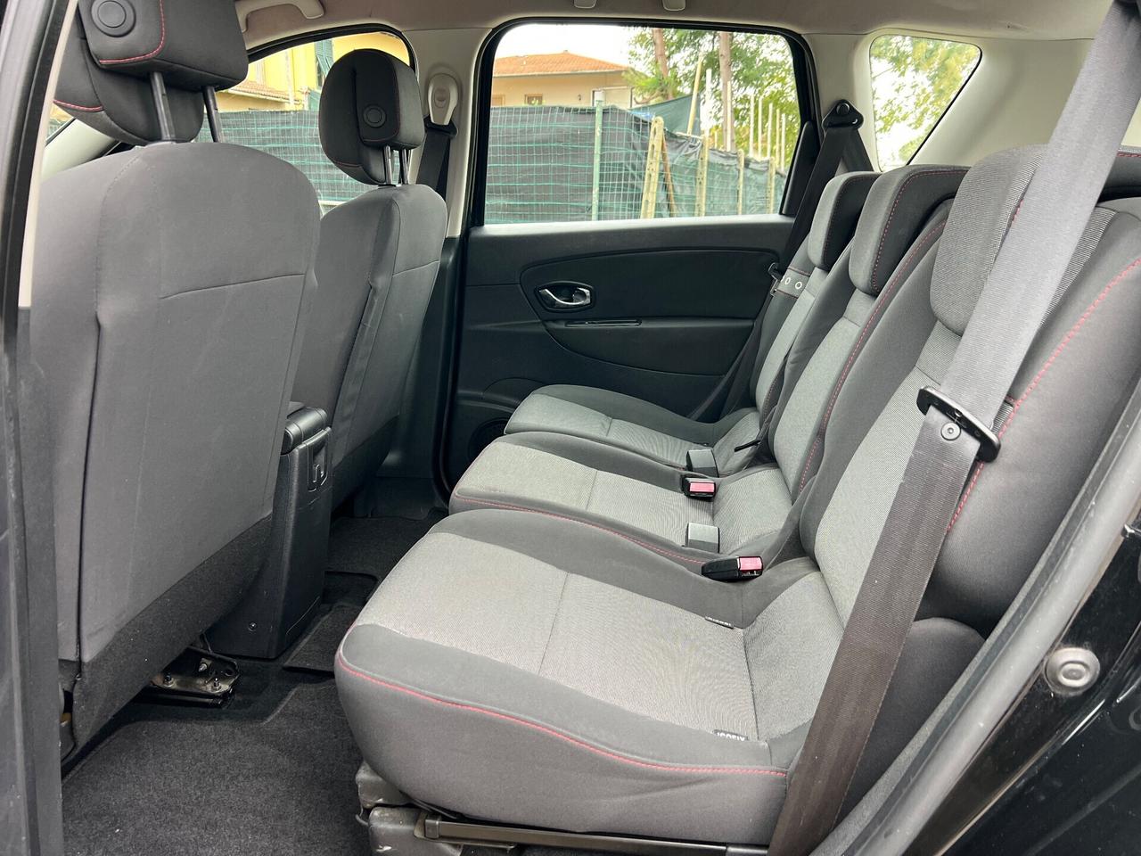 Scénic 1.5 dCi 110CV S&S Bose