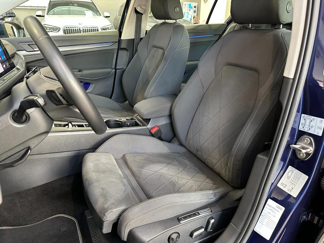 Volkswagen Golf 1.5 etsi evo Style 150cv DSG-19"-Carplay-IVA