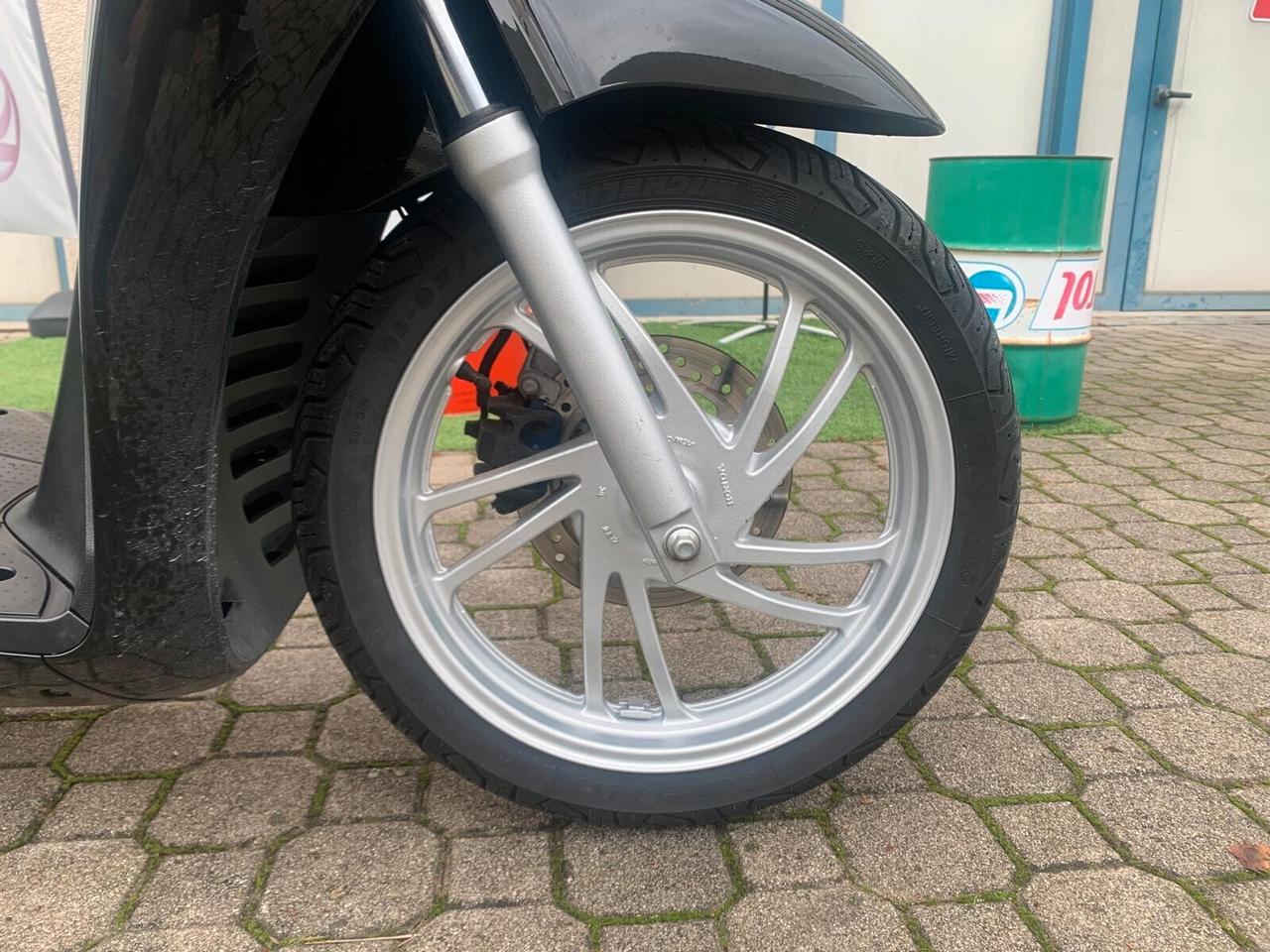 Honda SH 150 ABS E.3 - Rif.668