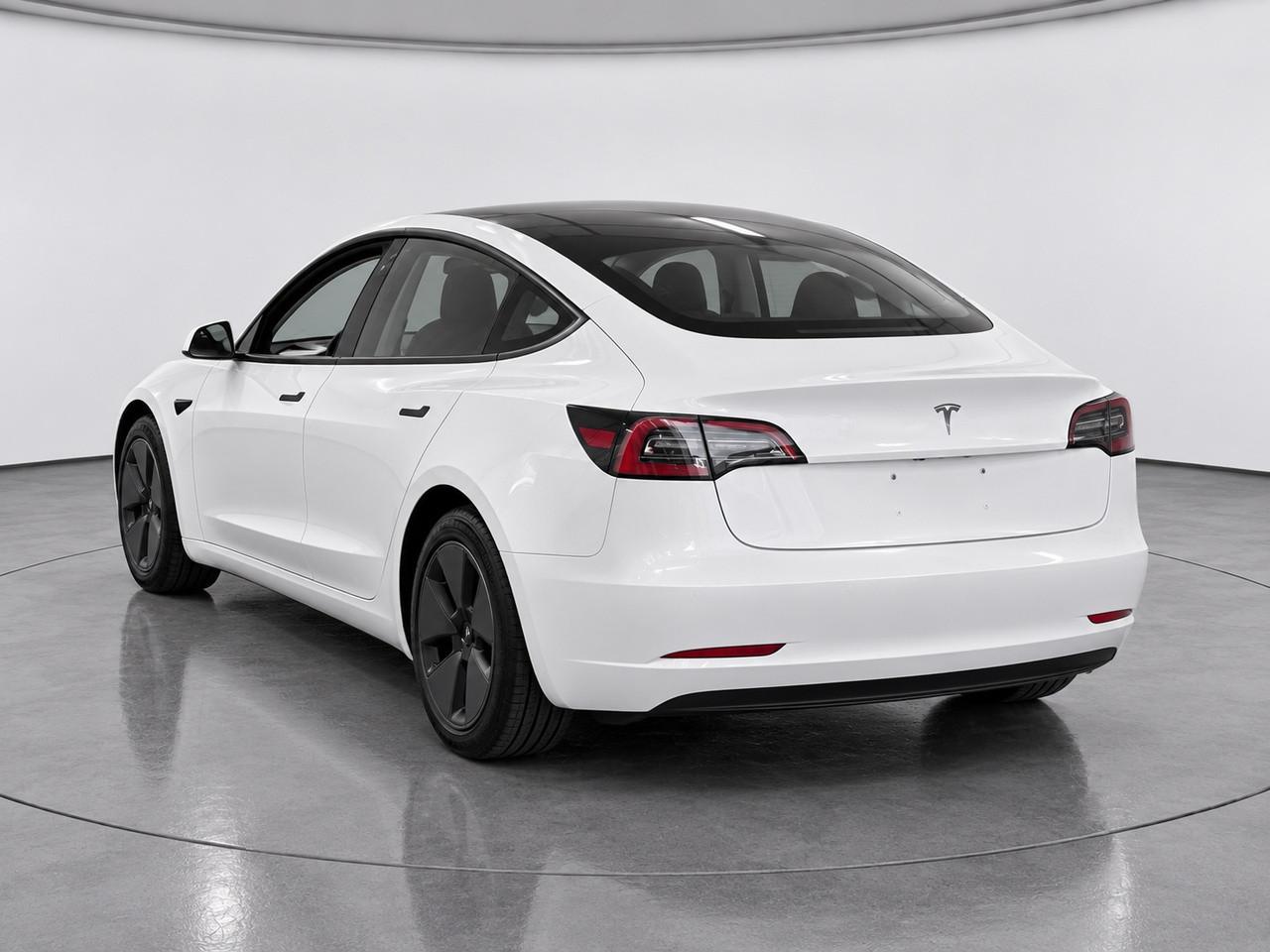 TESLA Model 3 - Model 3 Long Range rwd