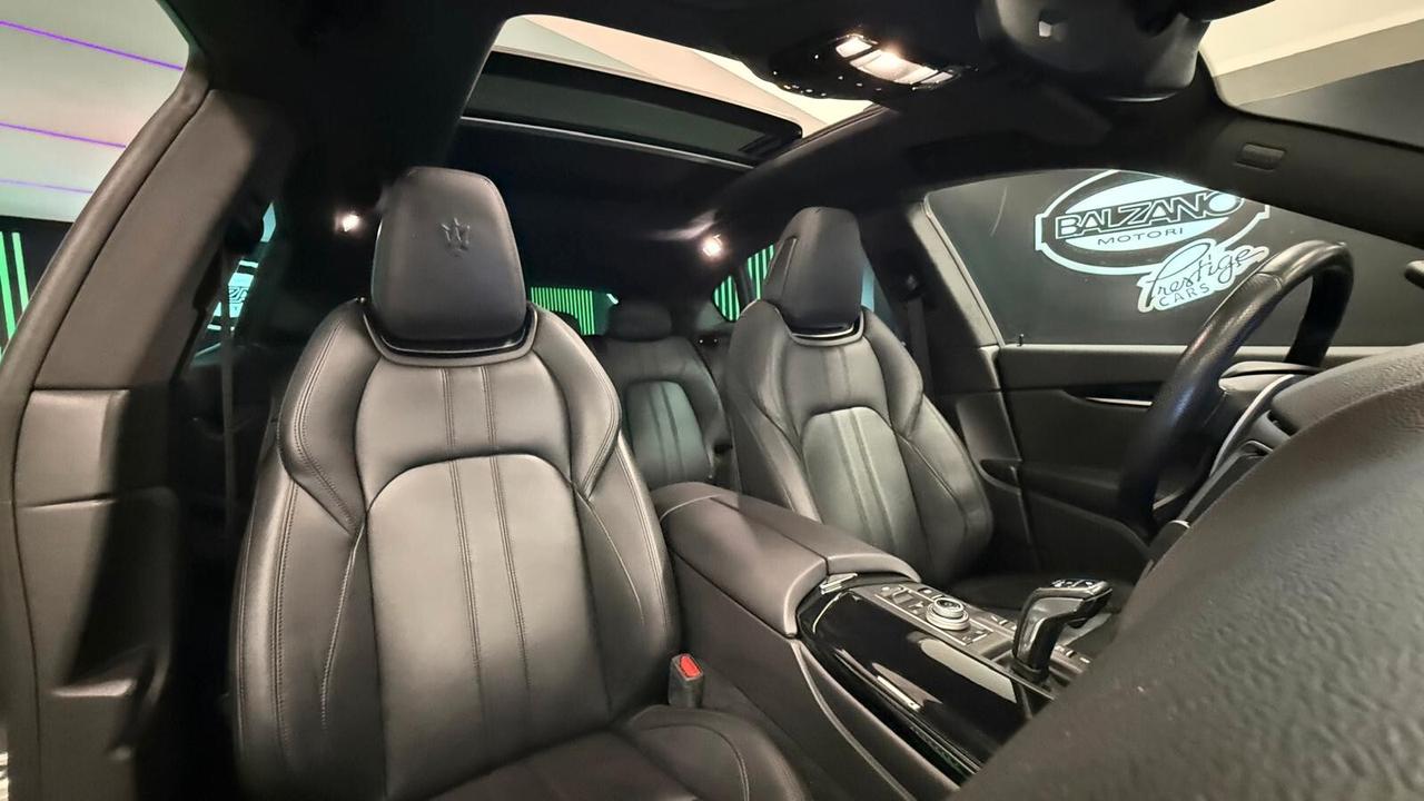 MASERATI LEVANTE GRANSPORT V6 275 Q4 2020