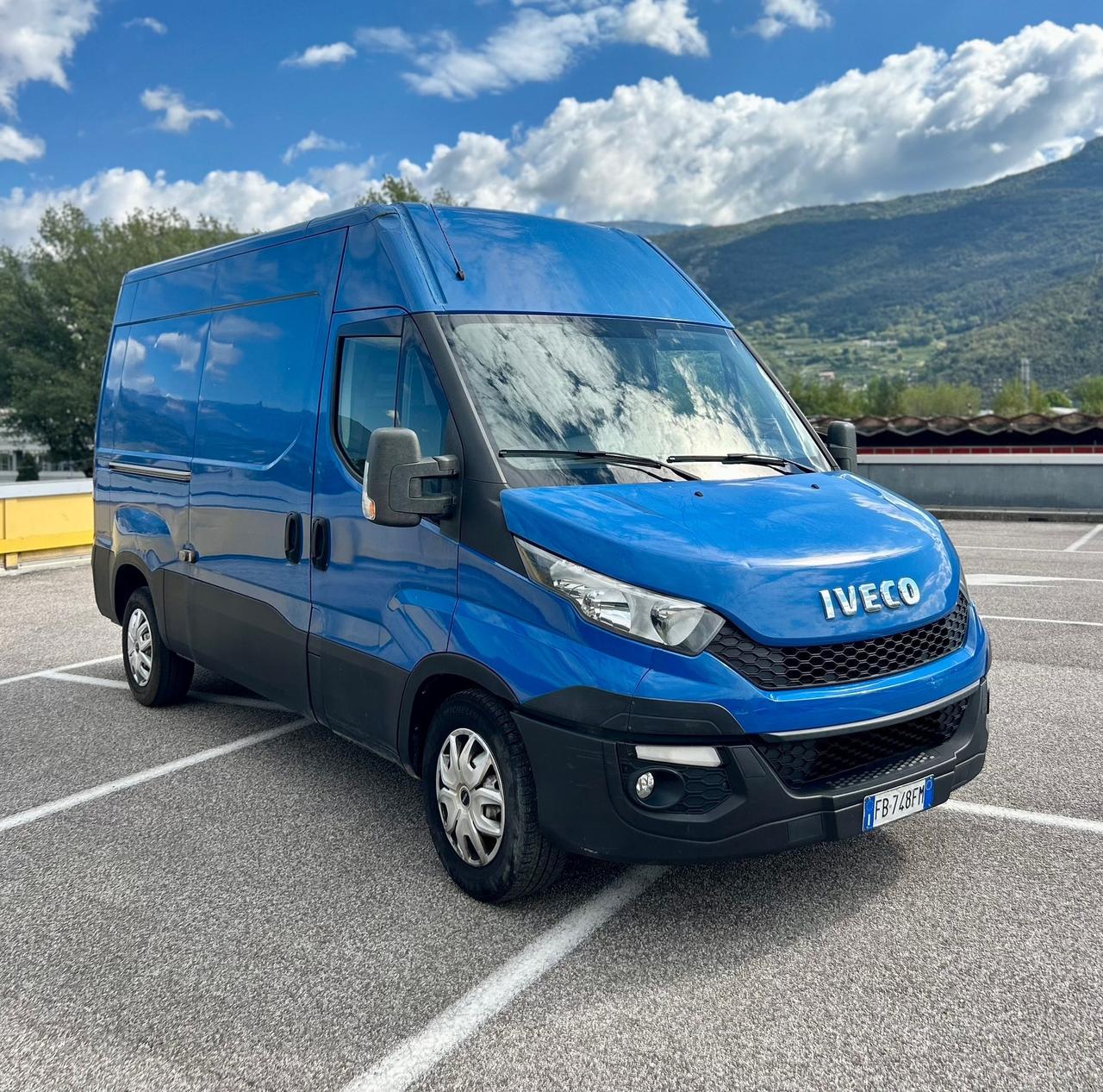 Iveco Daily 35-130 2.3 Diesel Furgone 140.000km