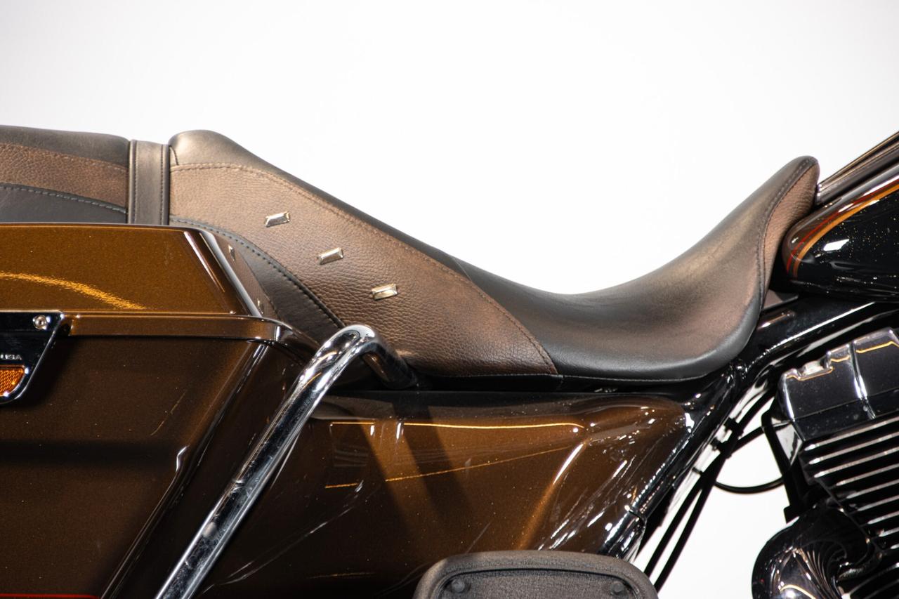 HARLEY DAVIDSON ROAD KING 110TH° ANNIVERSARY - 2013