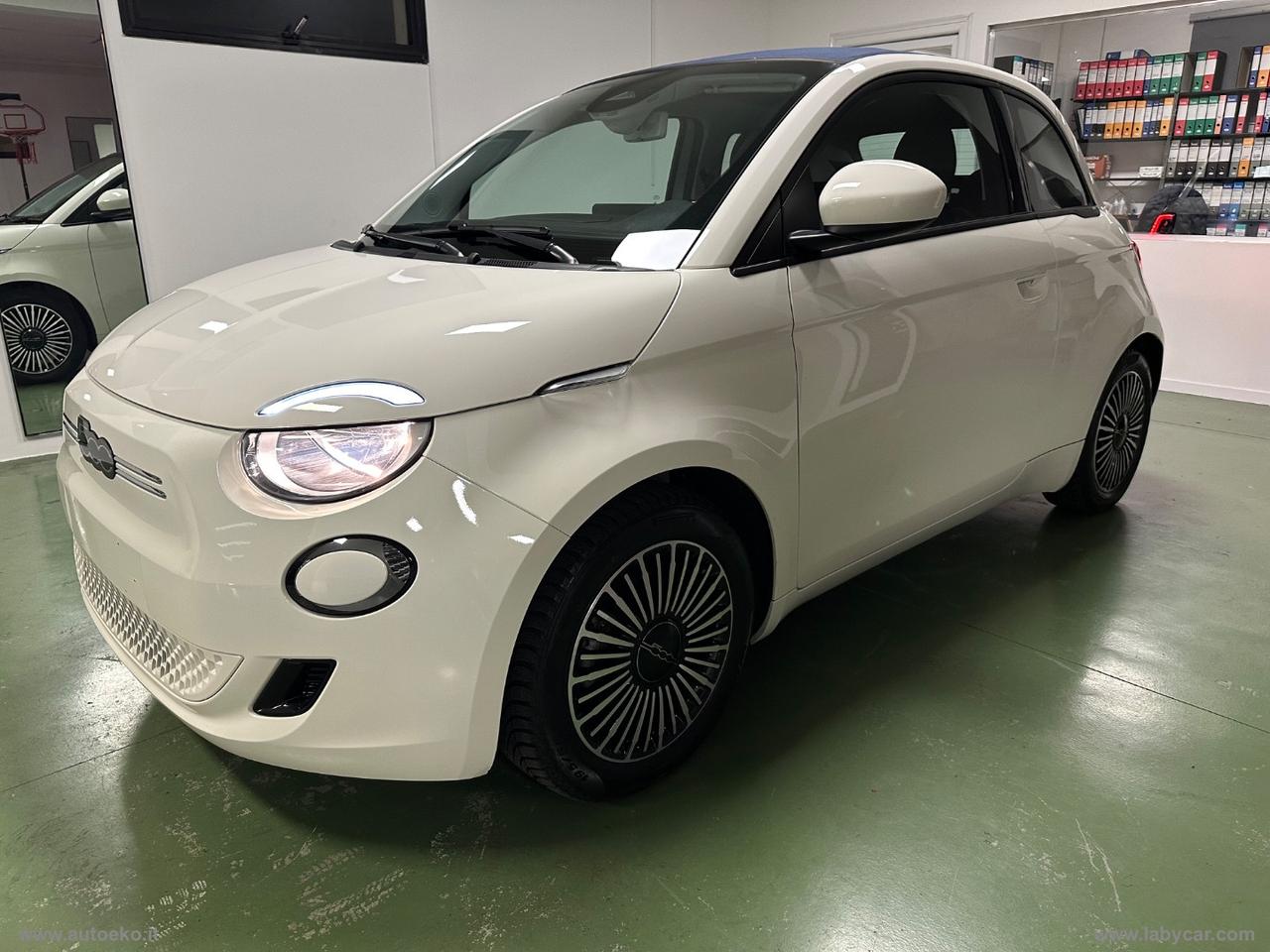 FIAT 500e Icon Cabrio