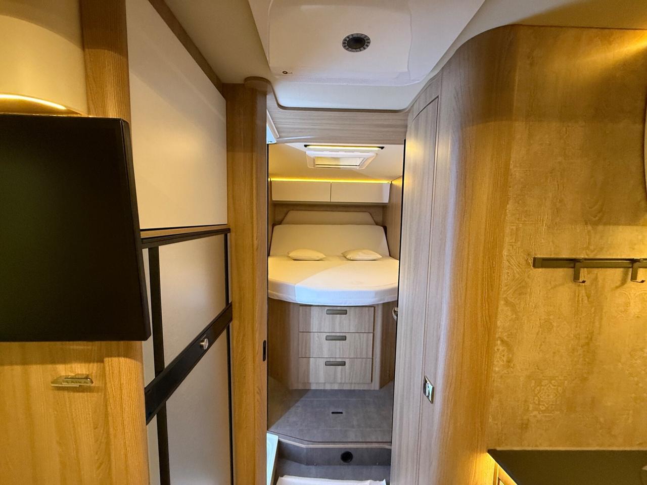 LAIKA ECOVIP L 4012 7.40 NAUTICO SUPER ACCESSORIATO