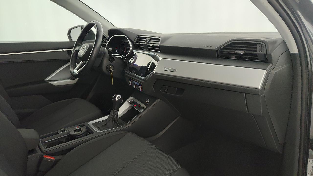 AUDI Q3 II 2018 - Q3 35 1.5 tfsi Business s-tronic