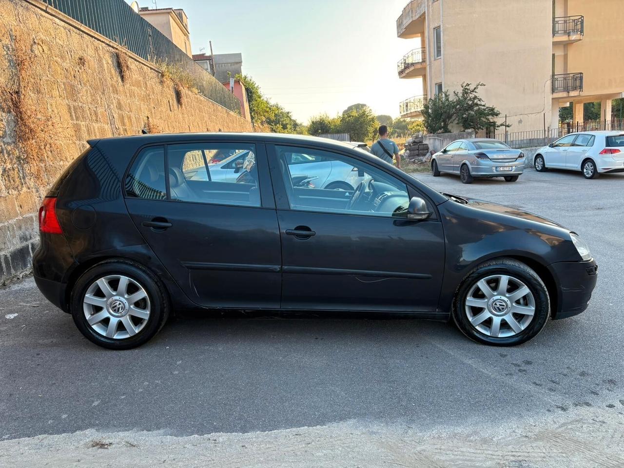 Volkswagen Golf 2.0 16V TDI 5p. Sportline