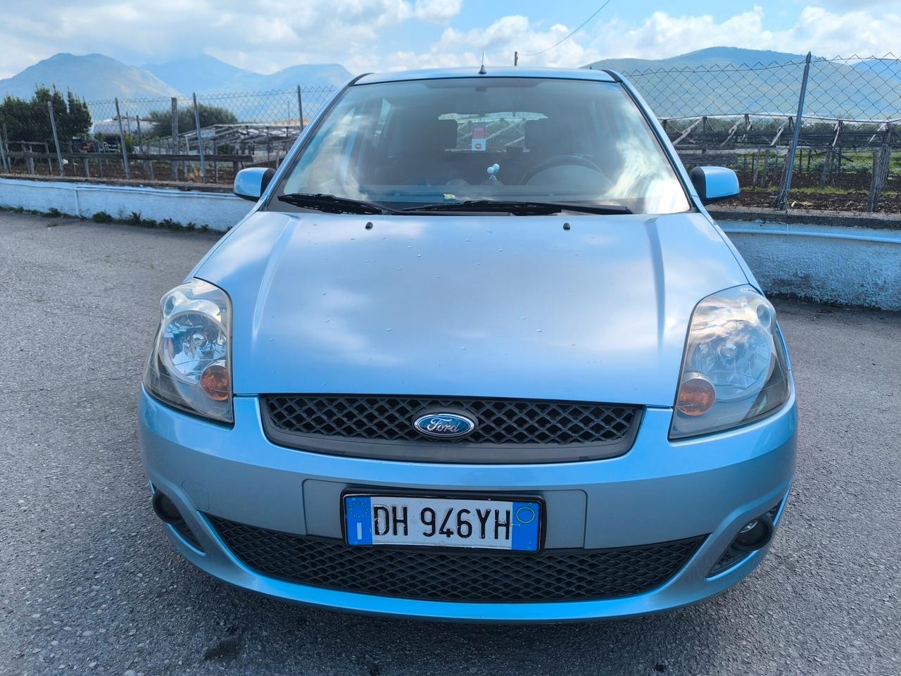 Ford Fiesta 1.4 TDCi 5p. Ghia