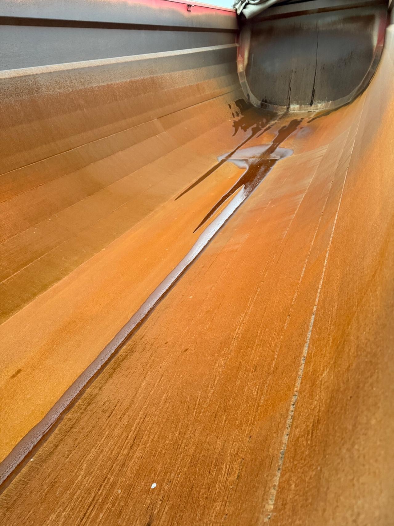 Semirimorchio Vasca Menci sa700r 2016