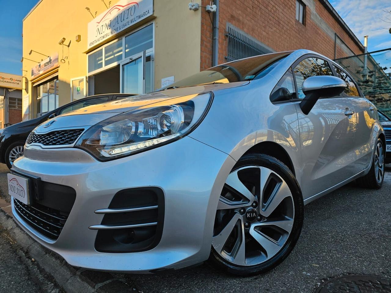 Kia Rio 1.4 CRDi 90cv Collection*Navi*Retrocamera*Neopatentati*E6*