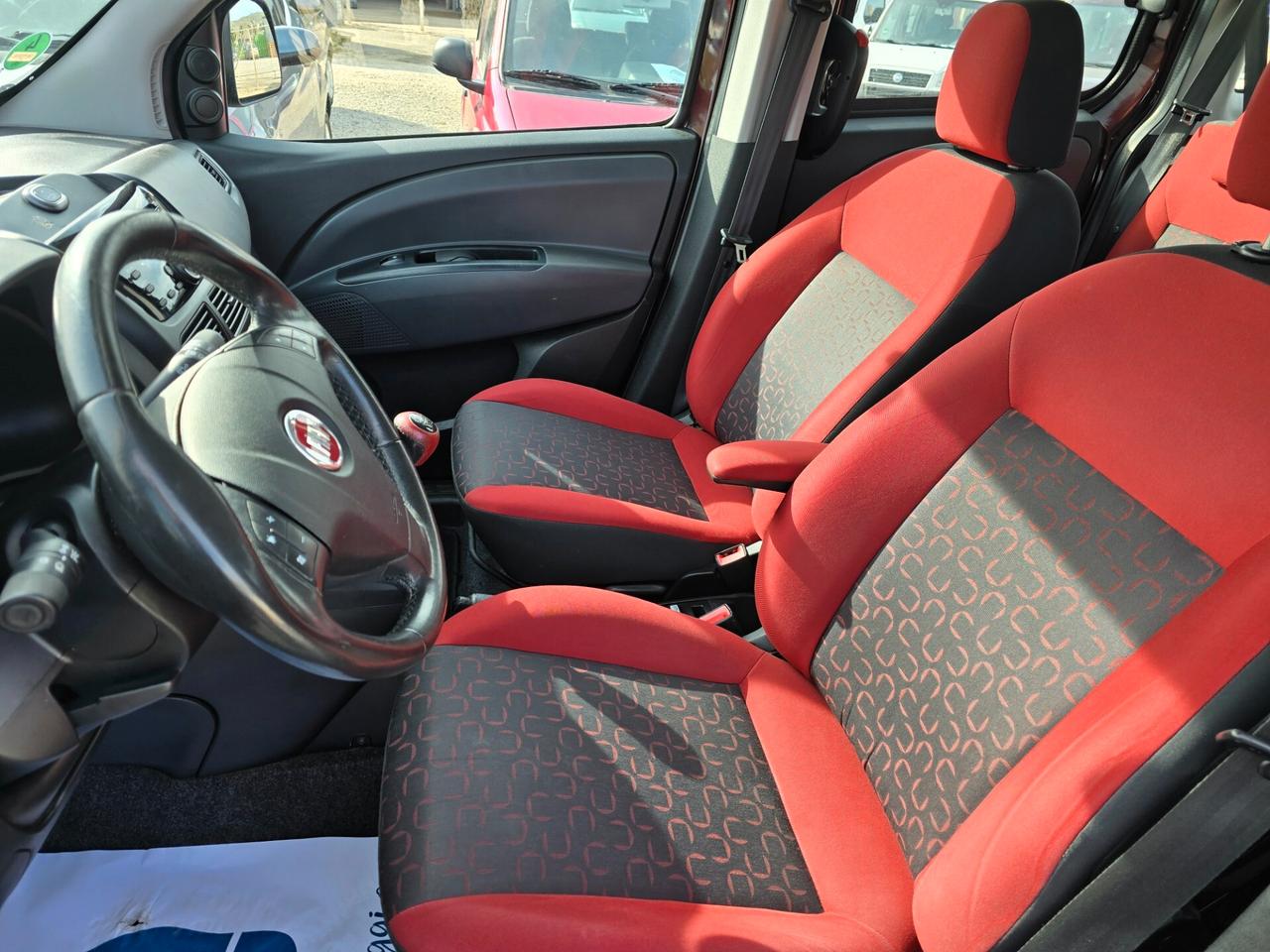 Fiat Doblo Doblò 5 posti