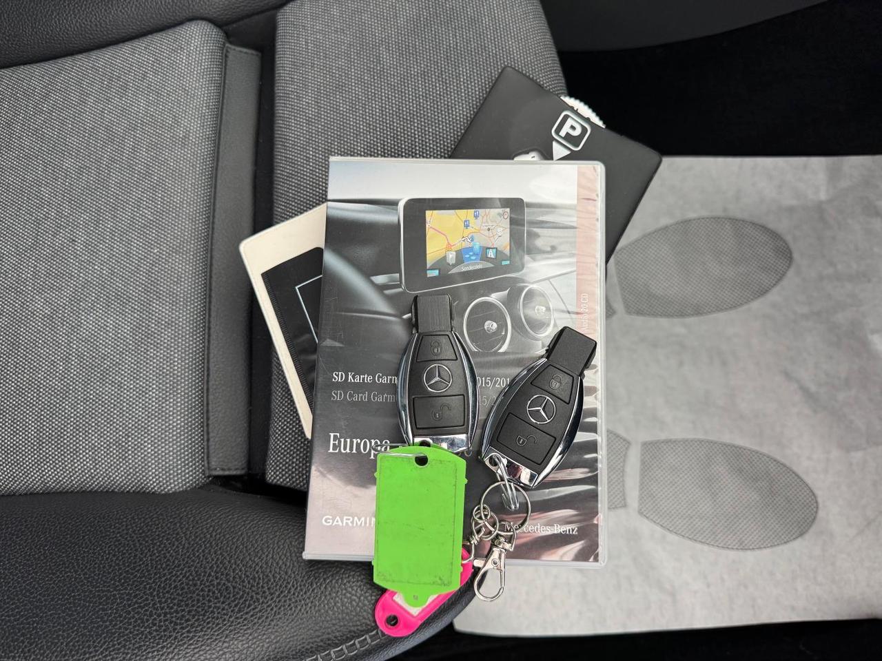 Mercedes-Benz GLA 200 d Sport Navi Pelle Pdc Retrocamera Uniprop