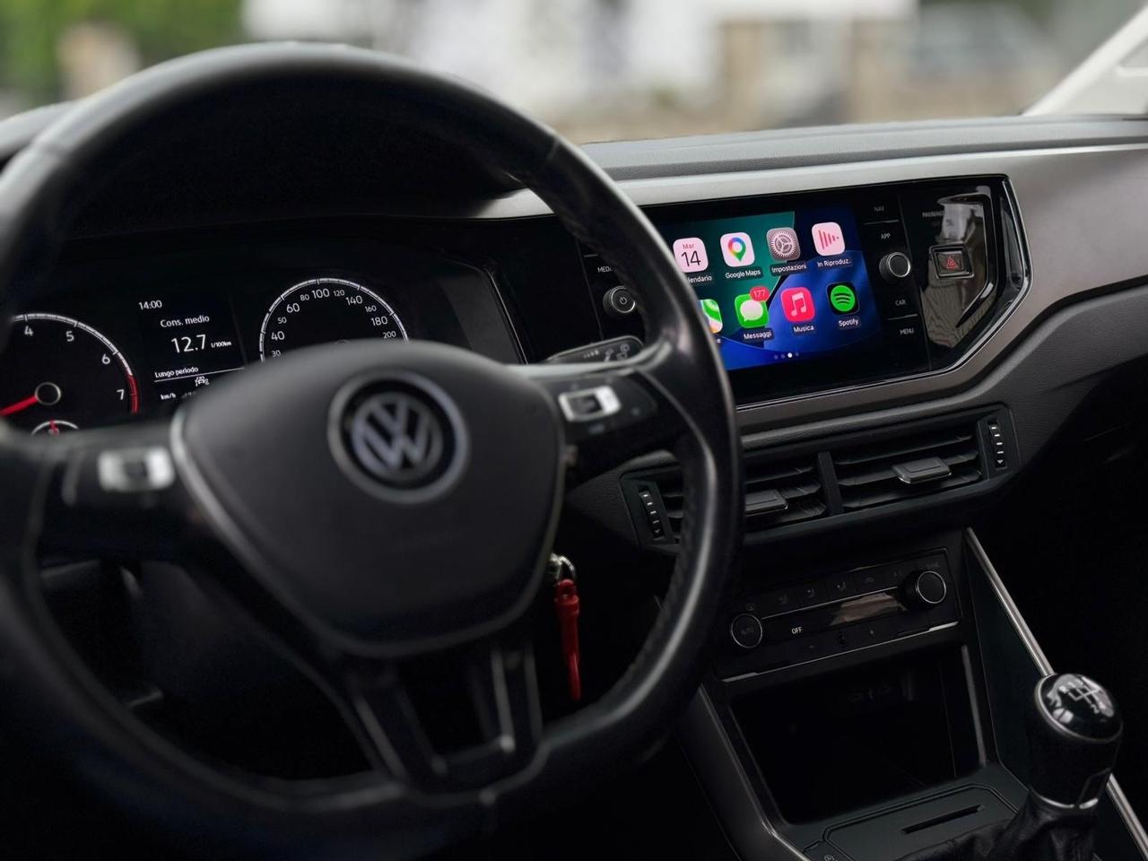 Volkswagen Polo 1.0 TSI DSG R-Line