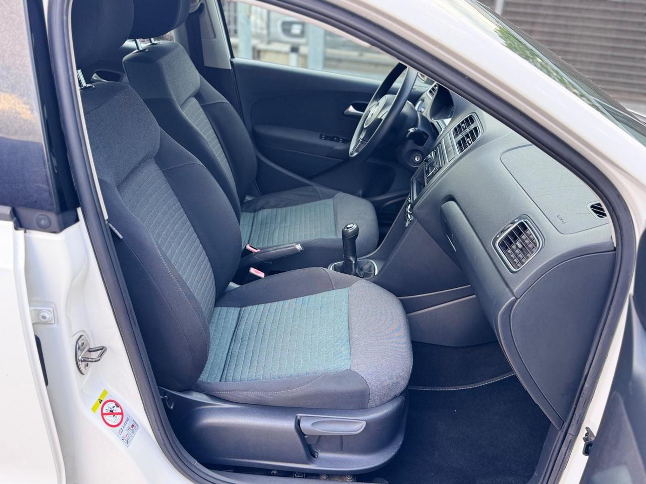 VW Polo 1.2 Benzina 70cv 99.000km - Neopatentati