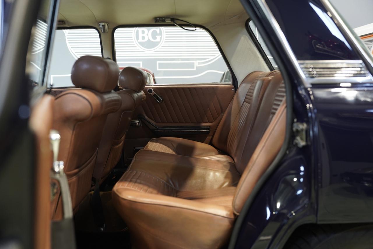 Alfa Romeo Giulia 2000