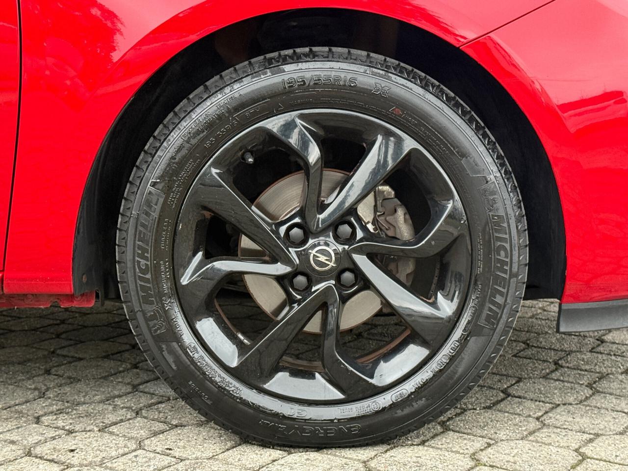 Opel Corsa 1.4B. b-Color|AUTOMATICO|CERCHI IN LEGA