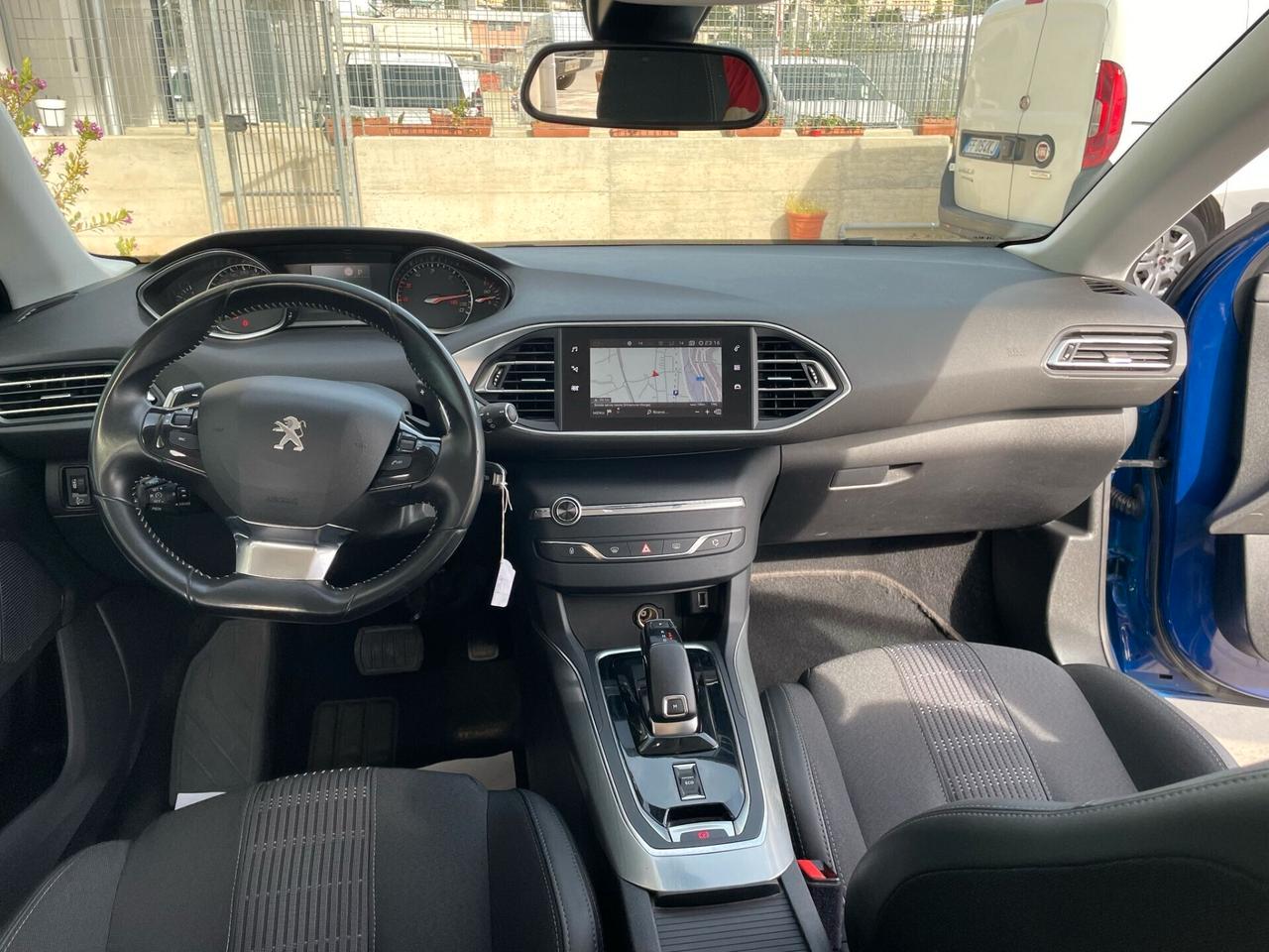 Peugeot 308 BlueHDi 130 S&S EAT8 SW Allure
